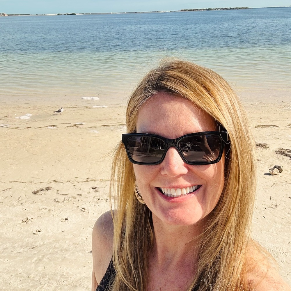 Meet your Posher, Wendy